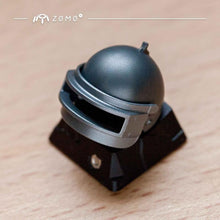 Load image into Gallery viewer, ZOMO PUBG FLIP-FRONT LEVEL 3 HELMET ALUMINUM KEYCAP
